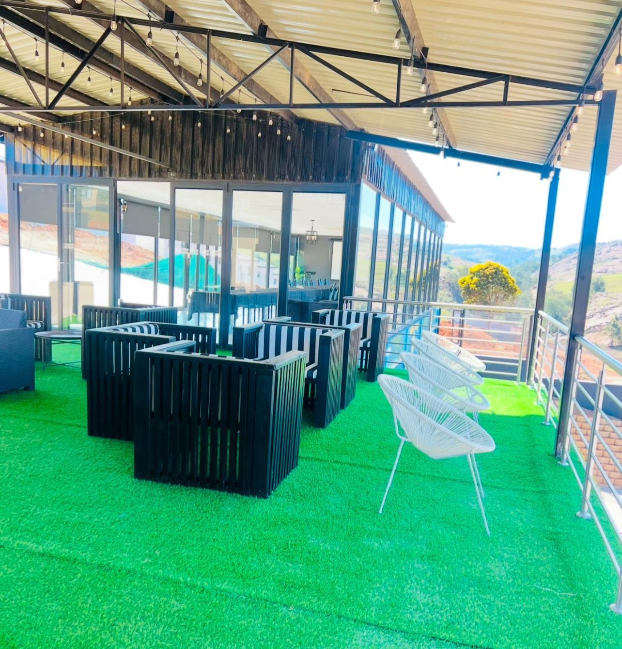 Ndalo Lodge Oshoek Oshoek  Luaran gambar